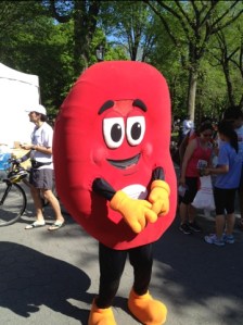 I want my kidney to be this happy again. Maybe minus the hands. That can't feel too good inside your body.